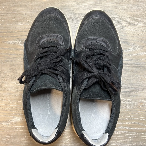 Everlane The Trainer Black Leather Sneakers - Picture 4 of 6